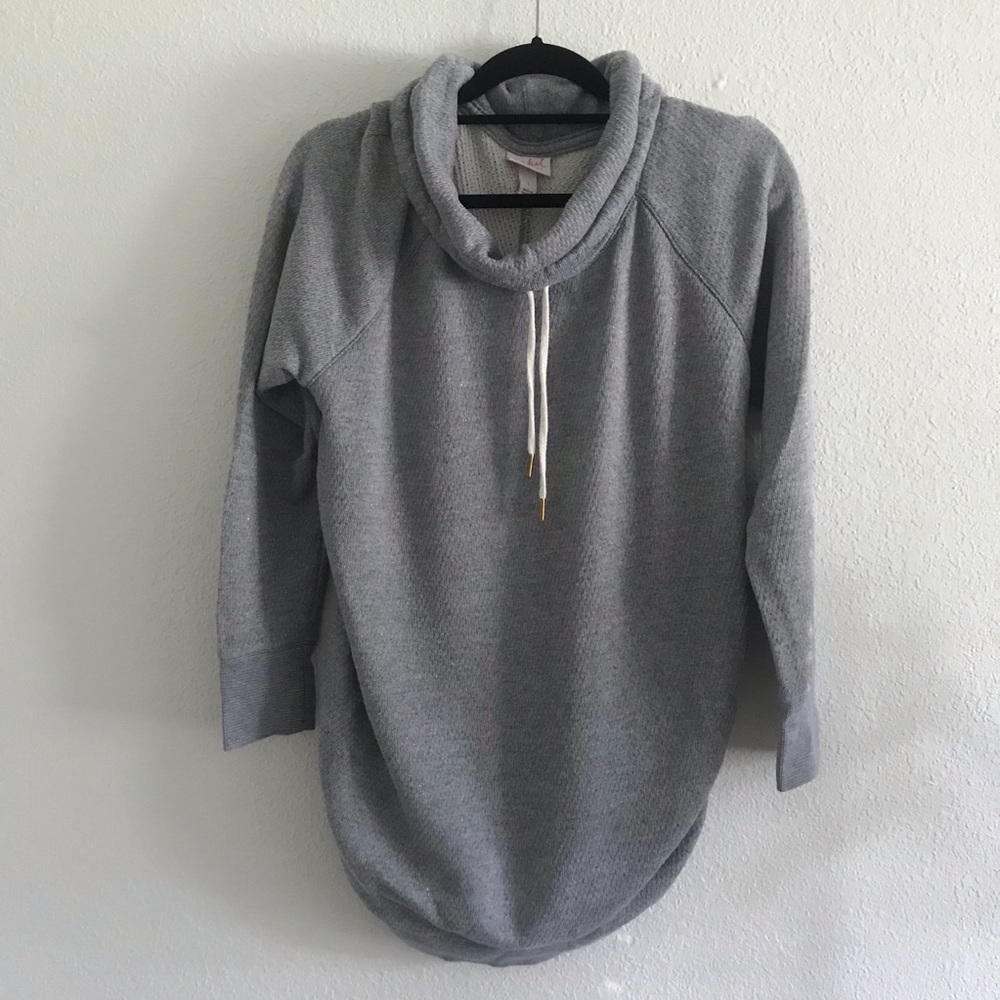 Isabel Maternity Gray cowl neck sweatshirt large